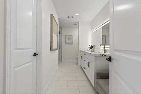 $435,000 | 6207 Rollingbrook Drive, Houston, TX 77096