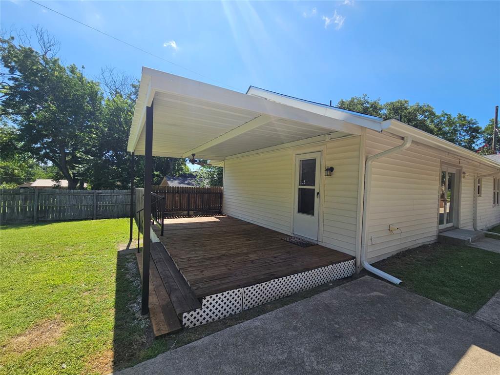 806 West Spring Street Weatherford, TX 76086 - Photo 22 of 24