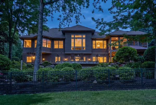 $1,995,000 | 727 Fahlstrom Place, Afton, MN 55001