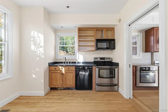 $800,000 | 78 Baldwin Road, Patterson, NY 12563