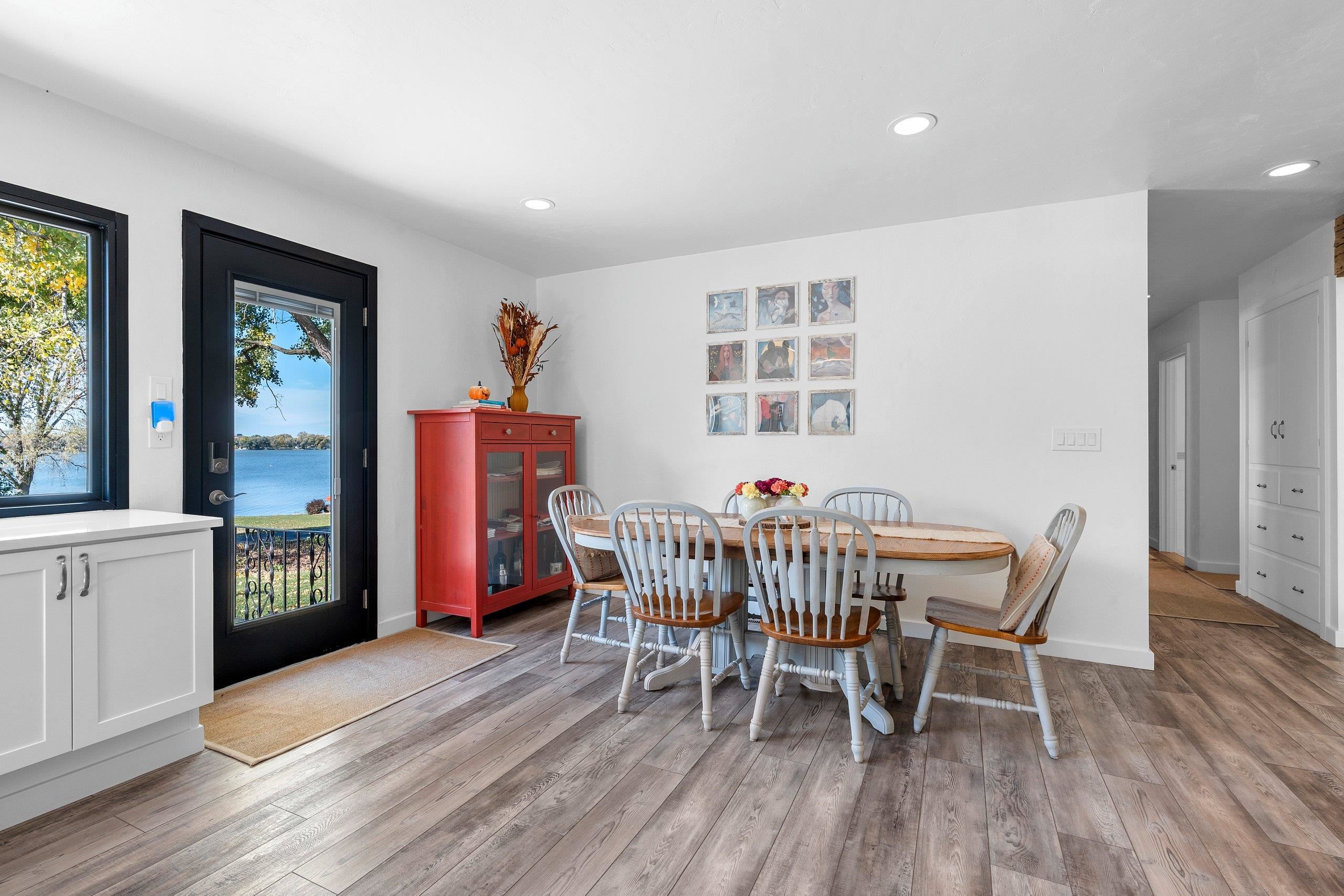 2584 Riverside Drive Green Bay, WI 54301 - Photo 13 of 60