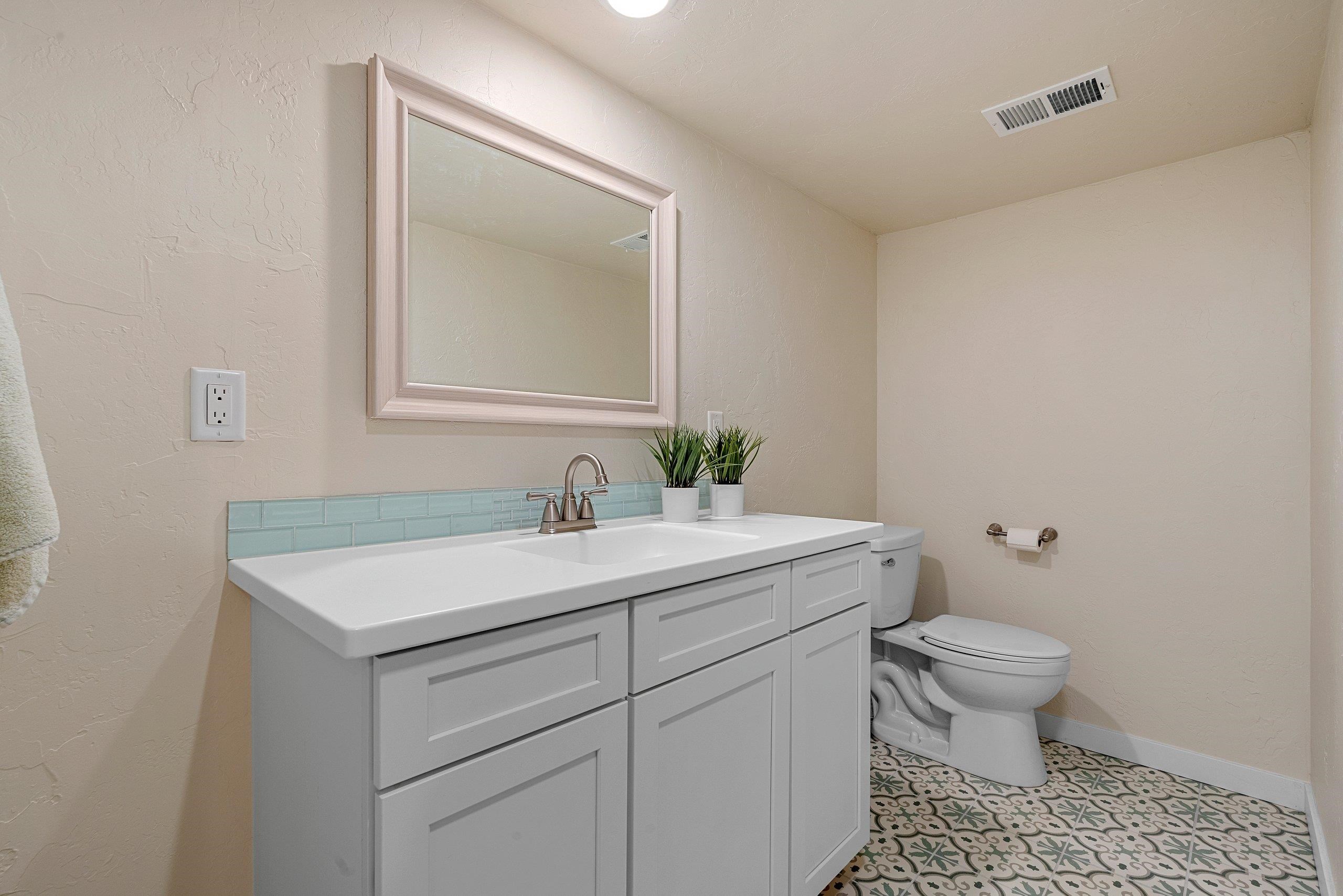 2584 Riverside Drive Green Bay, WI 54301 - Photo 40 of 60