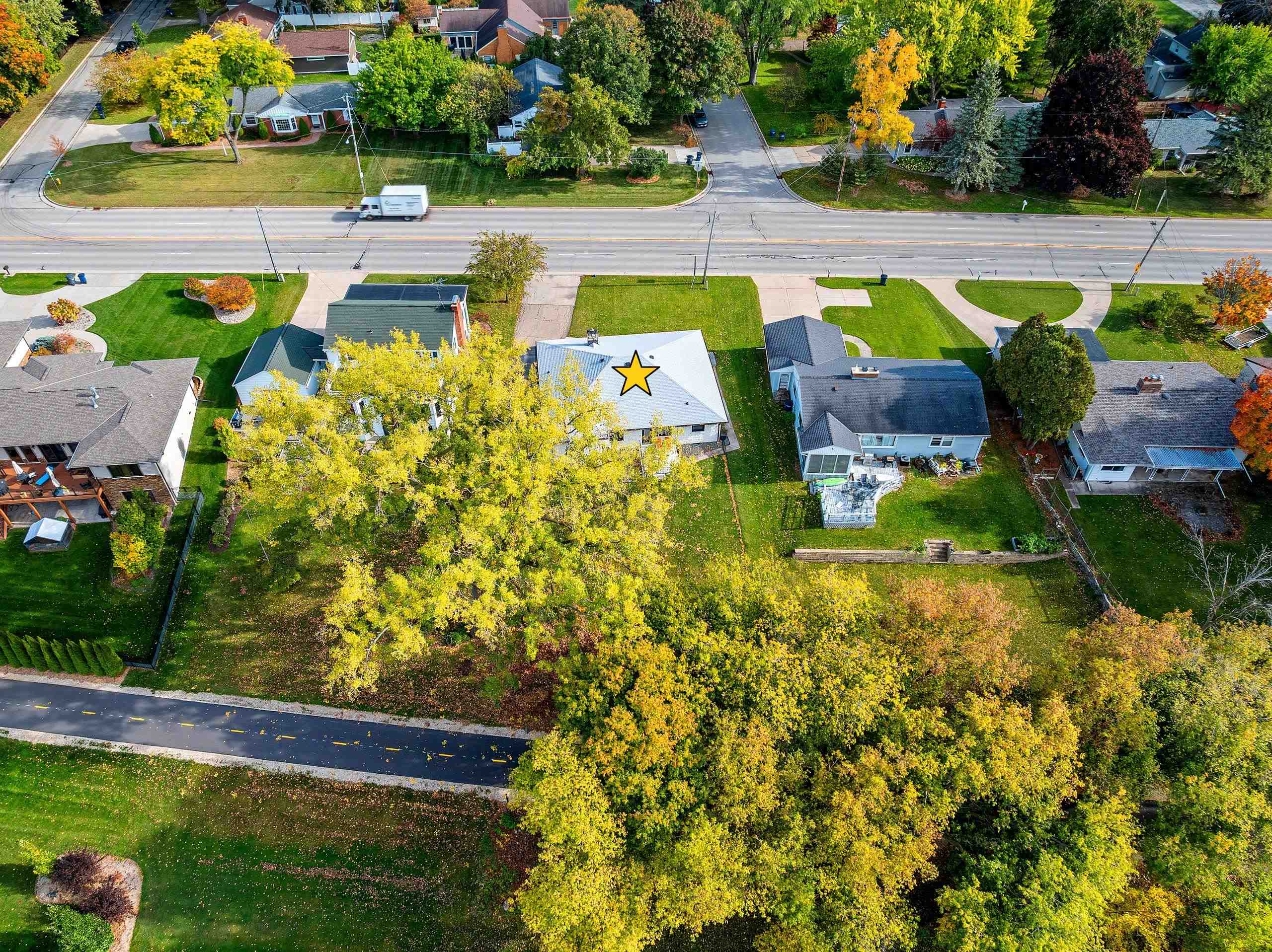 2584 Riverside Drive Green Bay, WI 54301 - Photo 55 of 60