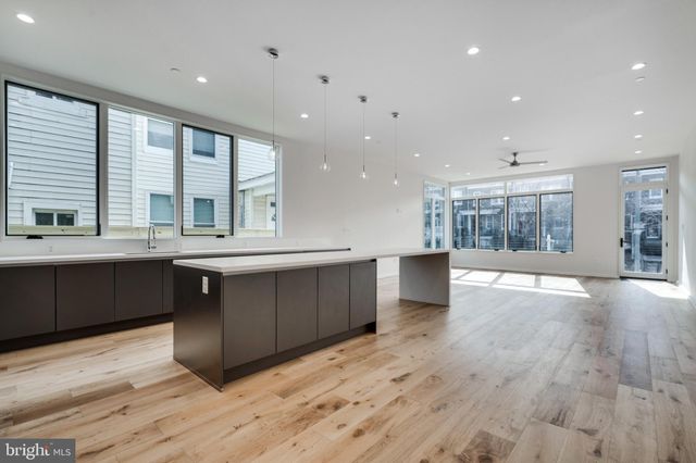 $940,000 | 725 Kenyon Street Northwest, Unit A, Washington, DC 20010