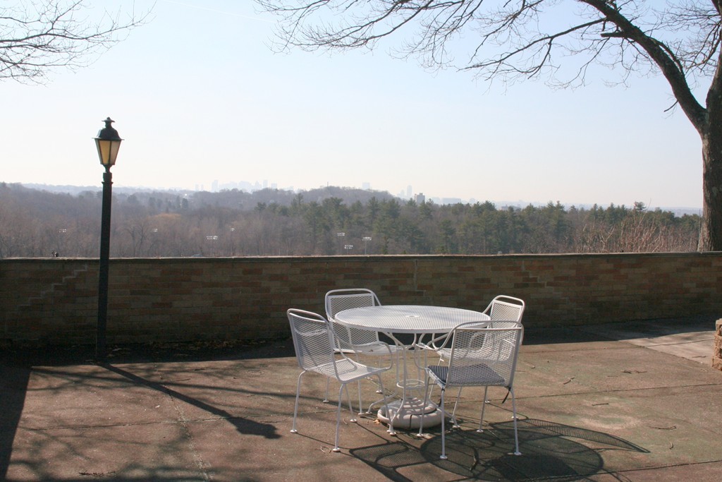 97 Boston Rock Road Melrose, MA 02176 - Photo 17 of 20 Gallery Image 17