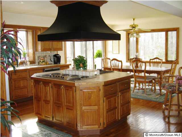 88 Hockhockson Road Colts Neck, NJ 07722 - Photo 6 of 24 Additional Photo