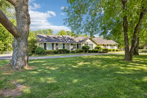 $1,350,000 | 5911 Post Road, Nashville, TN 37205