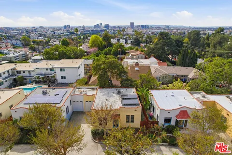 $890,000 | 918 1/2 Maltman Avenue, Los Angeles, CA 90026