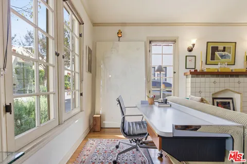 $890,000 | 918 1/2 Maltman Avenue, Los Angeles, CA 90026