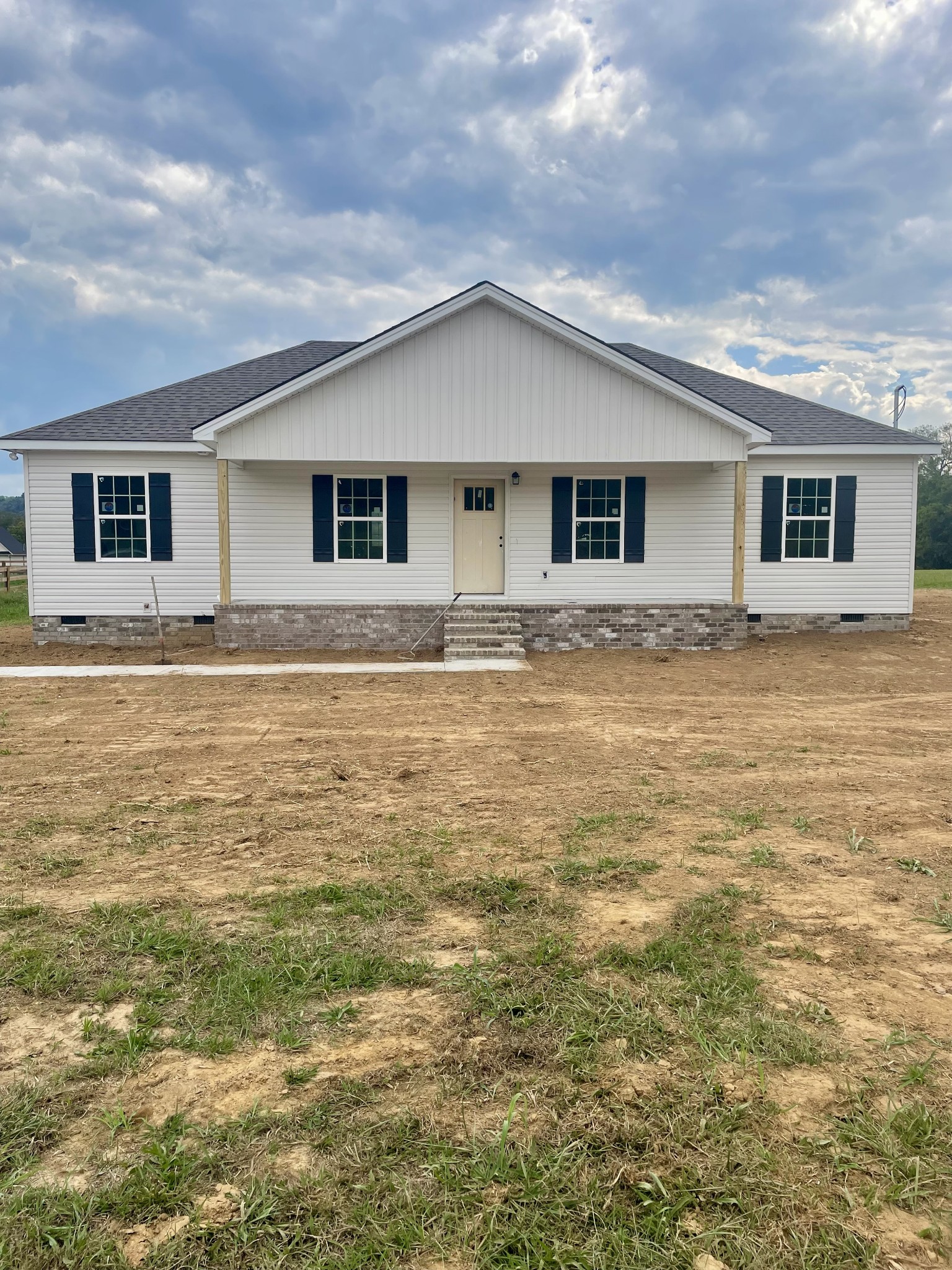 1511 Ellie Claire Way  