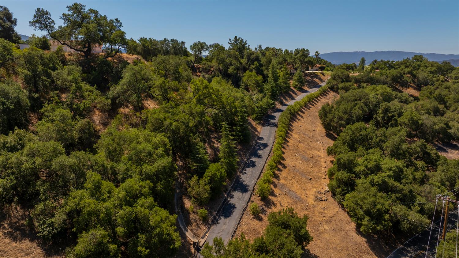 534 Fairview Road Ojai, CA 93023 - Photo 19 of 20 a view of a houses with a yard