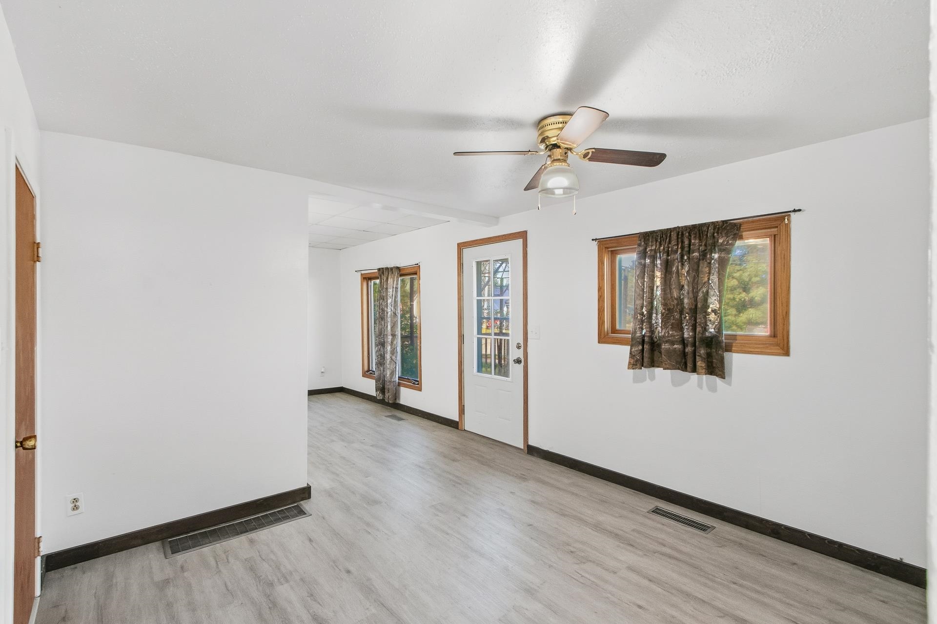 152 Central Montello, WI 53949 - Photo 8 of 37