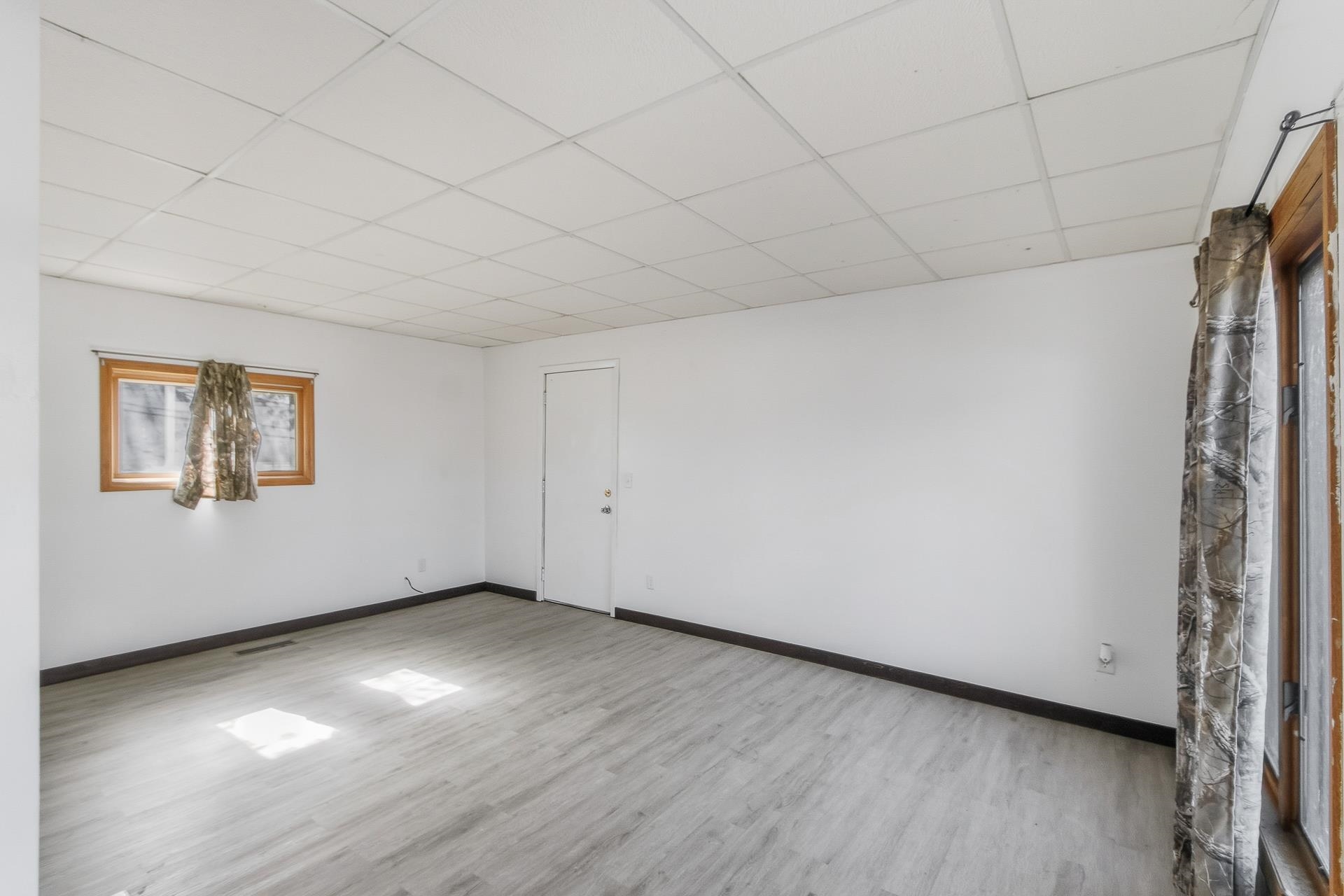 152 Central Montello, WI 53949 - Photo 9 of 37