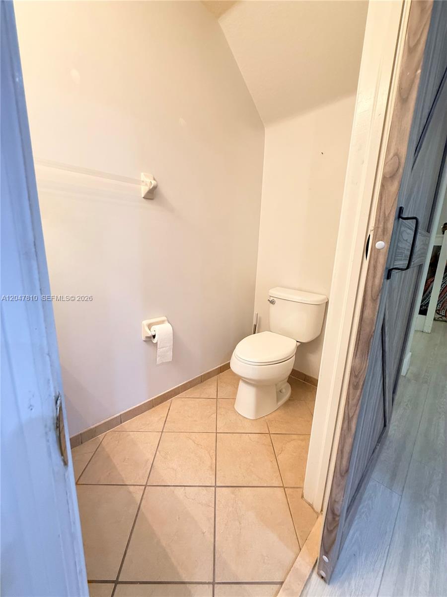 3208 Southeast 7th Street Homestead, FL 33033 - Photo 16 of 31