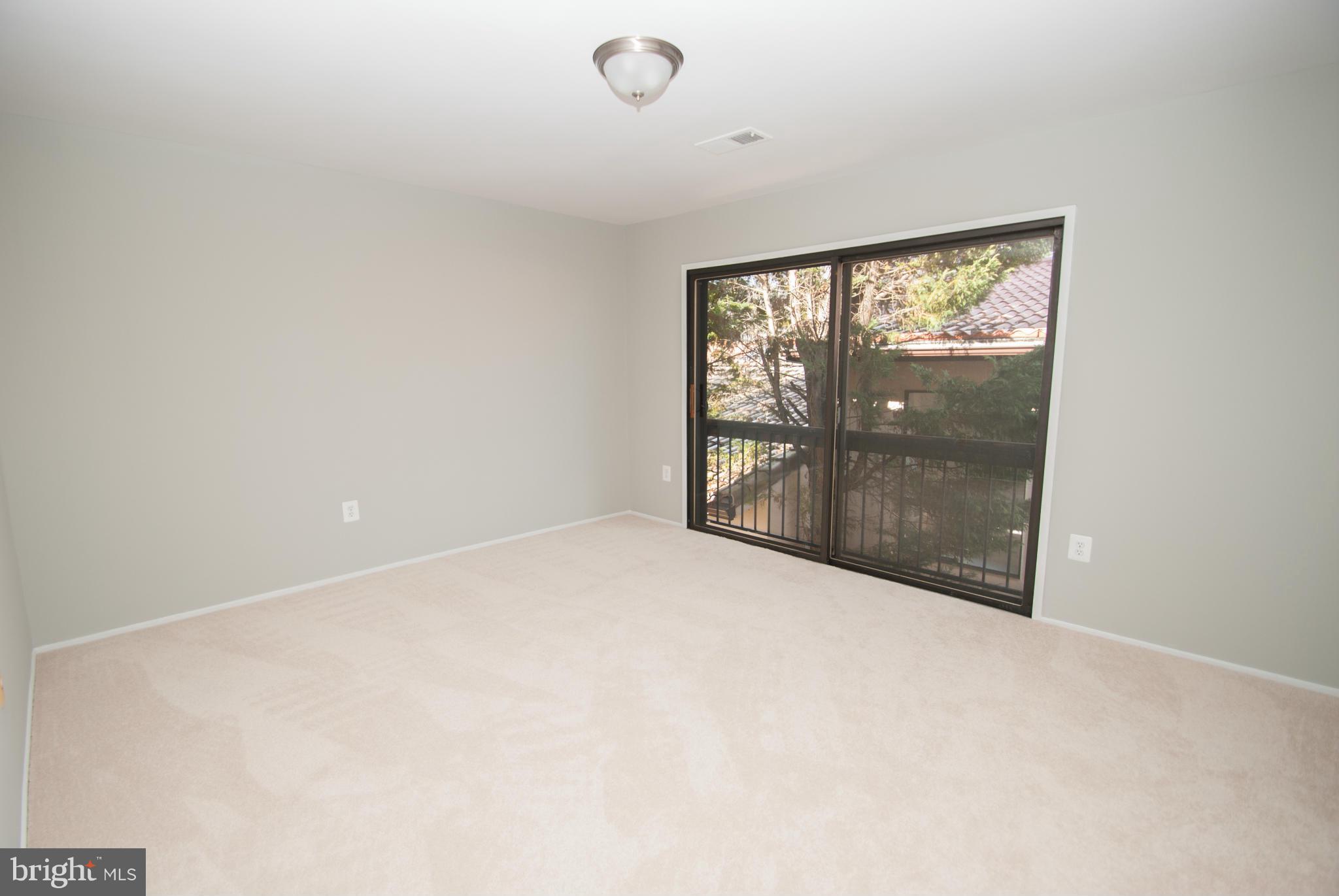 11663 Mediterranean Court Reston, VA 20190 - Photo 14 of 29 Bedroom (Master)