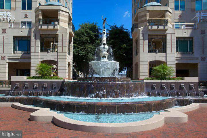 11663 Mediterranean Court Reston, VA 20190 - Photo 27 of 29 Community