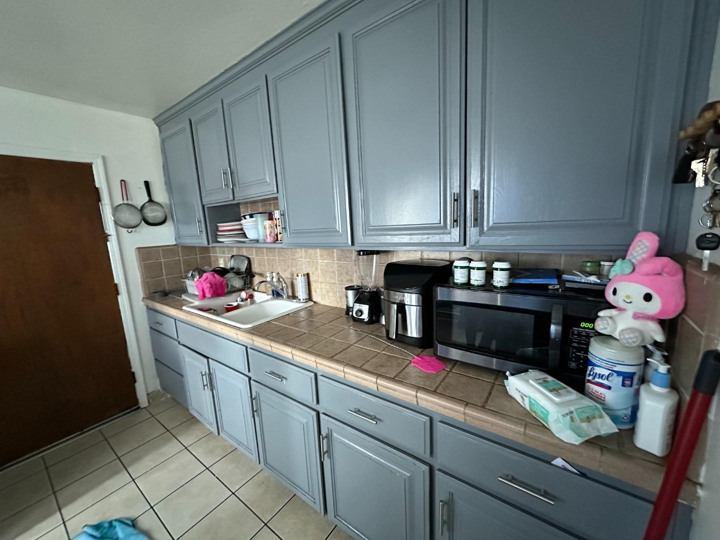 352 Williams Road Salinas, CA 93905 - Photo 8 of 12 Gallery Image 8