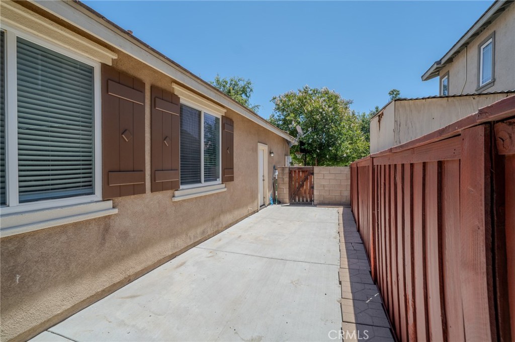 1895 Silver Drop Lane Hemet, CA 92545 - Photo 50 of 50 Backyard
