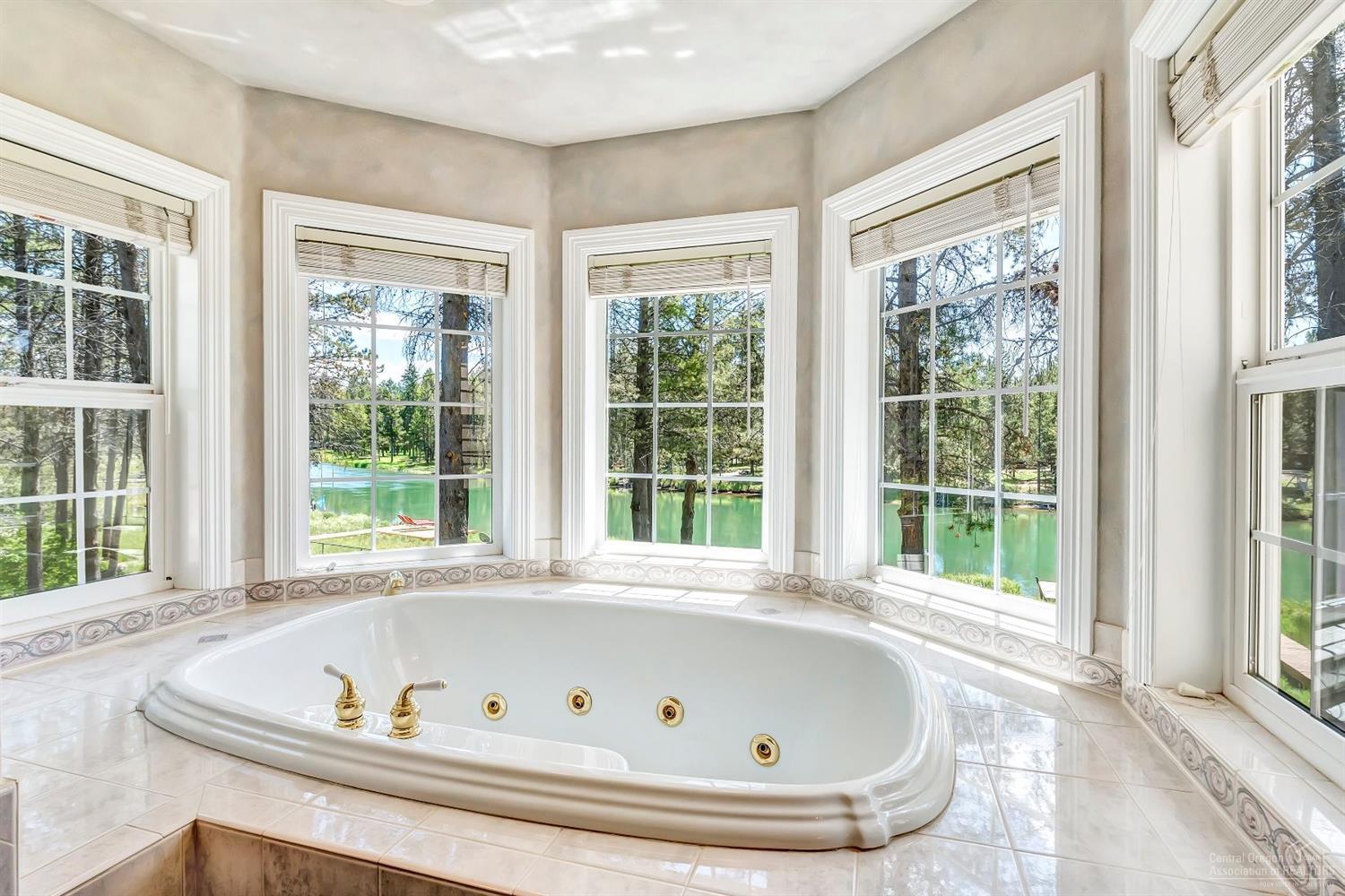 17125 Upland Road Bend, OR 97707 - Photo 16 of 24 Additional Photo