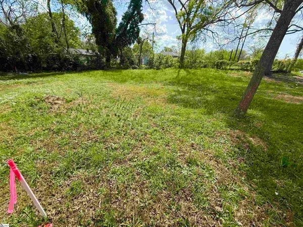 $26,000 | 403 West Centennial Street, Unit 405 W CENTENNIAL STREET, Clinton, SC 29325