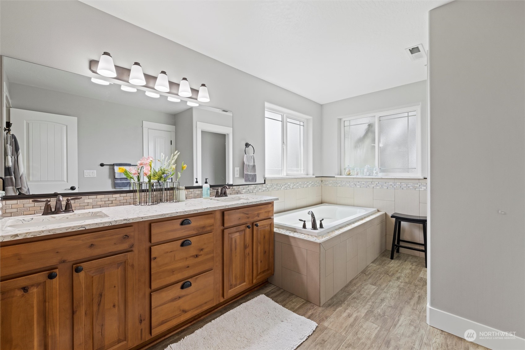 3821 North Clover Road Kennewick, WA 99338 - Photo 11 of 38 Gallery Image 11