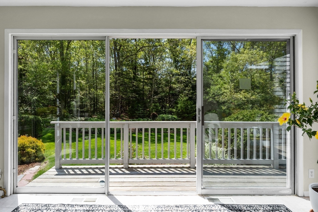 17 Claus Way Barnstable, MA 02648 - Photo 13 of 38 Gallery Image 13