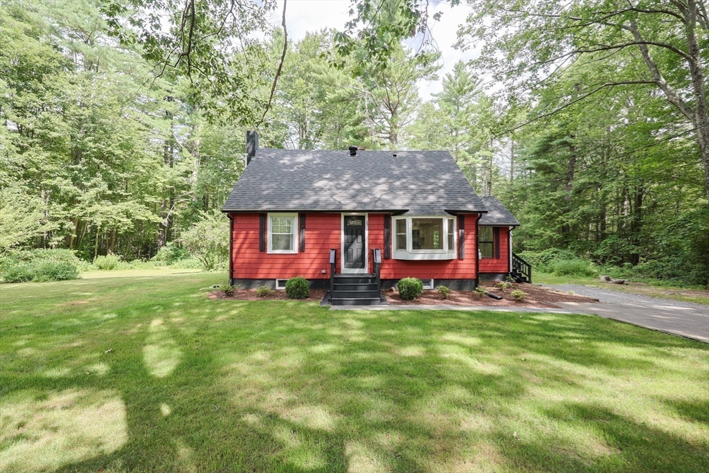 25 Bailey Road Townsend, MA 01474 - Photo 26 of 29 a view of a house with a yard