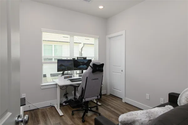 $3,495 | 1274 North Post Oak Road, Unit B, Houston, TX 77055