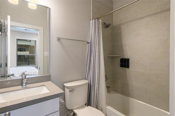 $3,495 | 1274 North Post Oak Road, Unit B, Houston, TX 77055