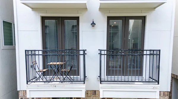 $3,495 | 1274 North Post Oak Road, Unit B, Houston, TX 77055