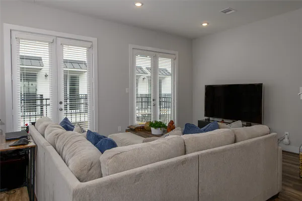 $3,495 | 1274 North Post Oak Road, Unit B, Houston, TX 77055