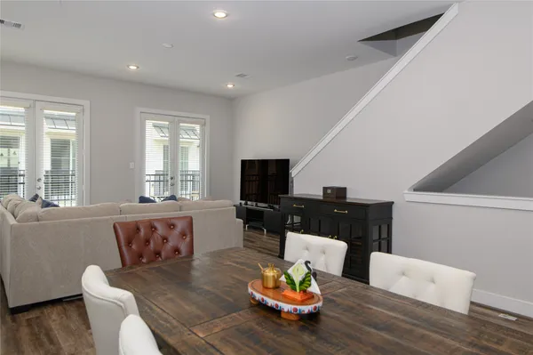 $3,495 | 1274 North Post Oak Road, Unit B, Houston, TX 77055