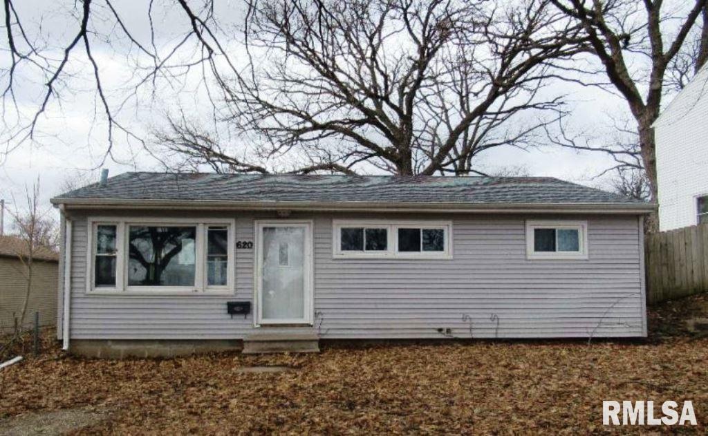 620 Maxwell Street Waterloo, IA 50701 - Photo 1 of 12 Gallery Image 1