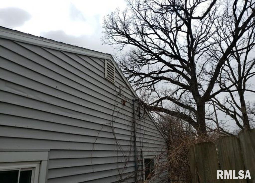 620 Maxwell Street Waterloo, IA 50701 - Photo 4 of 12 Gallery Image 4