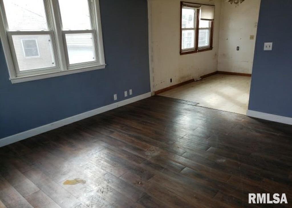 620 Maxwell Street Waterloo, IA 50701 - Photo 10 of 12 Gallery Image 10