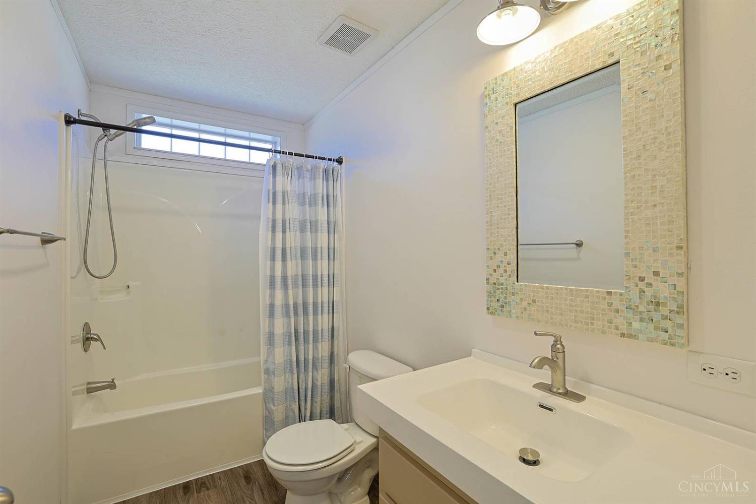 9548 Butler Warren Road Cincinnati, OH 45241 - Photo 27 of 33 Gallery Image 27