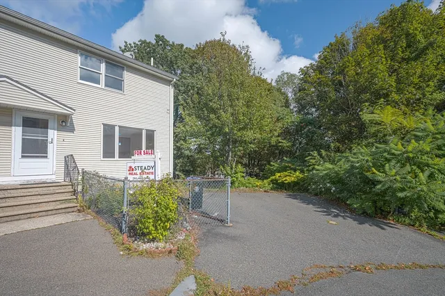 $615,000 | 30 Wallace Circle, Unit 30, Malden, MA 02148
