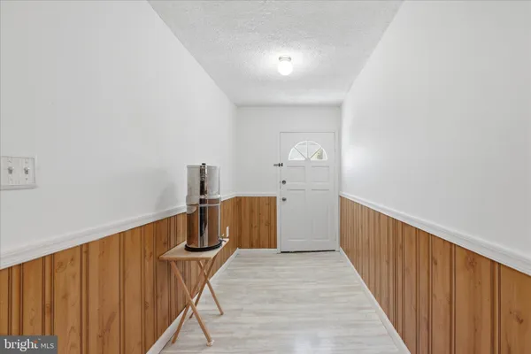 $320,000 | 510 North Pleasant Valley Road, Winchester, VA 22601