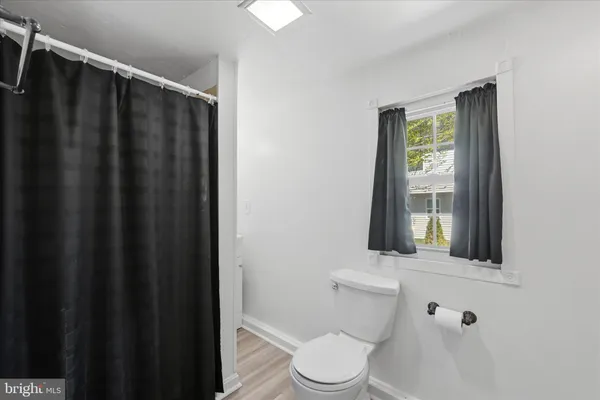 $320,000 | 510 North Pleasant Valley Road, Winchester, VA 22601