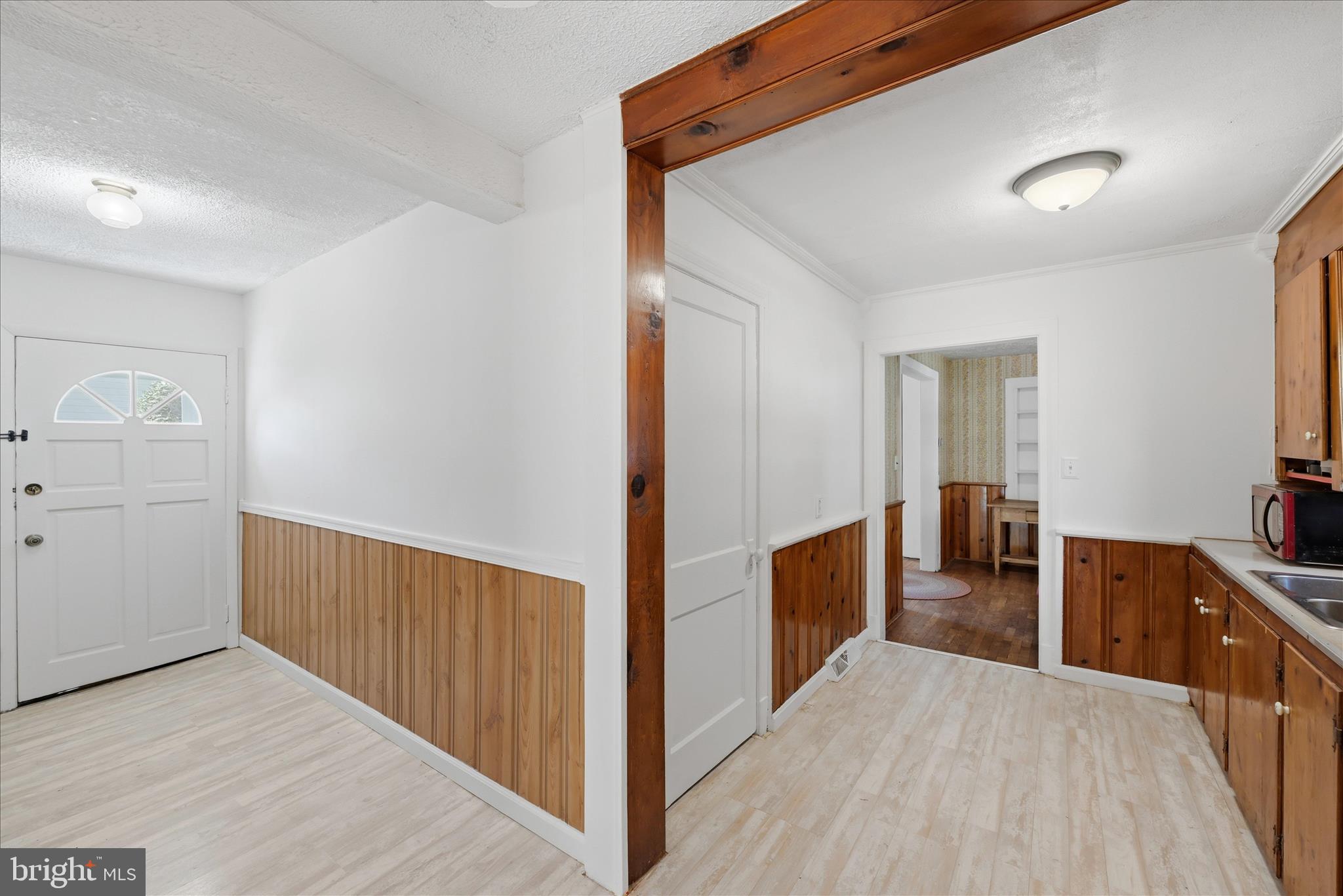 510 North Pleasant Valley Road Winchester, VA 22601 - Photo 23 of 63 Kitchen