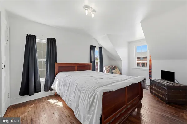 $320,000 | 510 North Pleasant Valley Road, Winchester, VA 22601