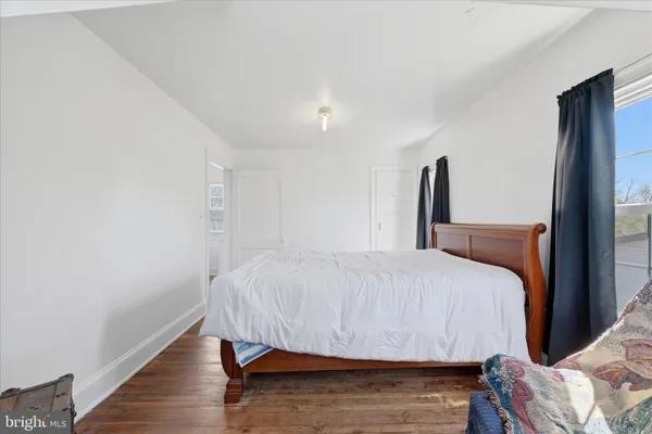 $320,000 | 510 North Pleasant Valley Road, Winchester, VA 22601