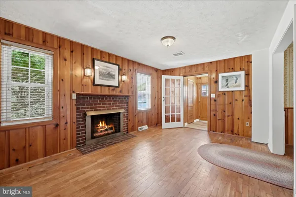 $320,000 | 510 North Pleasant Valley Road, Winchester, VA 22601