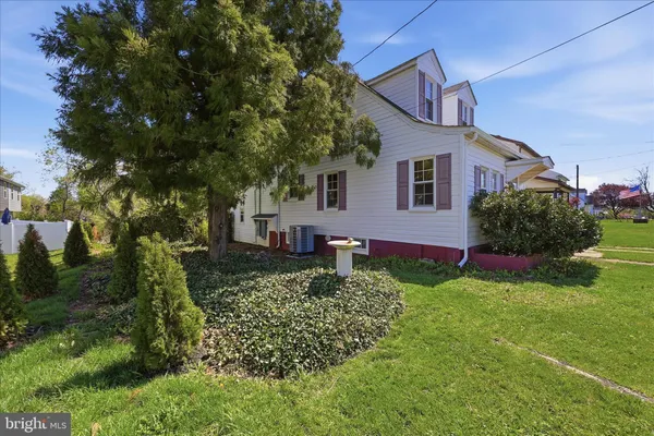 $320,000 | 510 North Pleasant Valley Road, Winchester, VA 22601