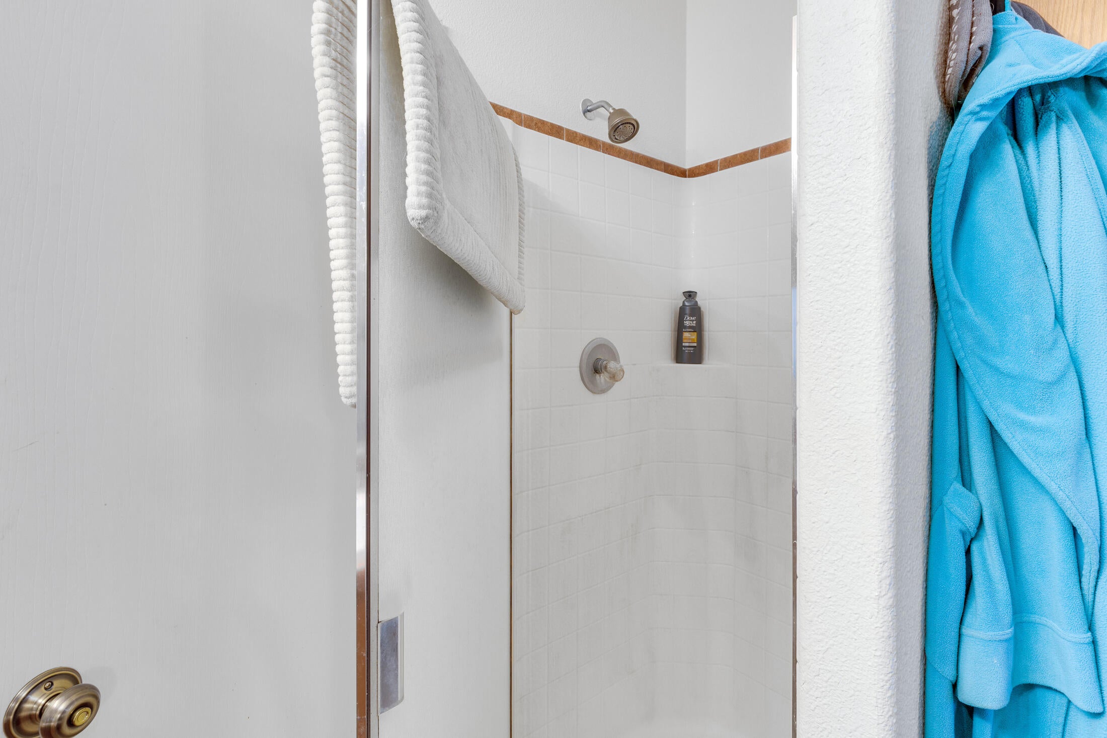 1750 East Fork Road Williams, OR 97544 - Photo 15 of 31 Master Shower