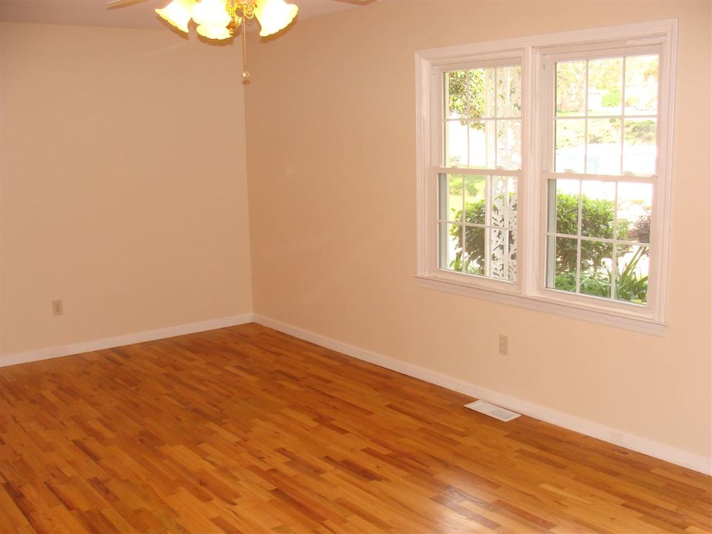 2202 Hannah Road Anderson, SC 29621 - Photo 4 of 29