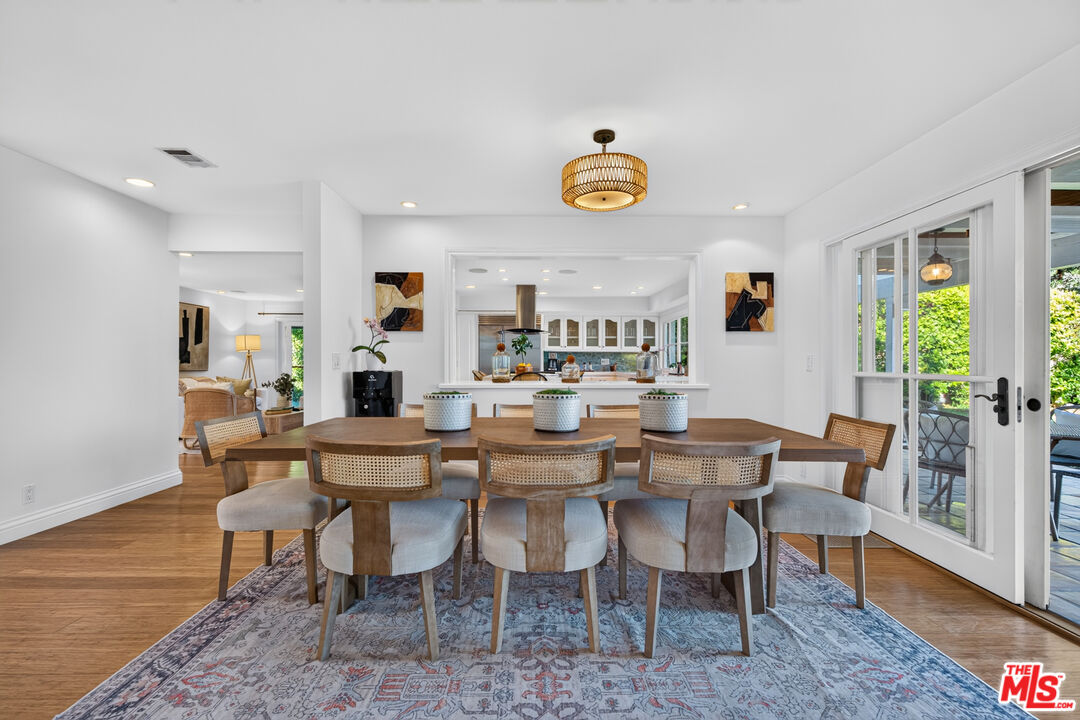 2663 Cordelia Road Los Angeles, CA 90049 - Photo 16 of 65 Gallery Image 16