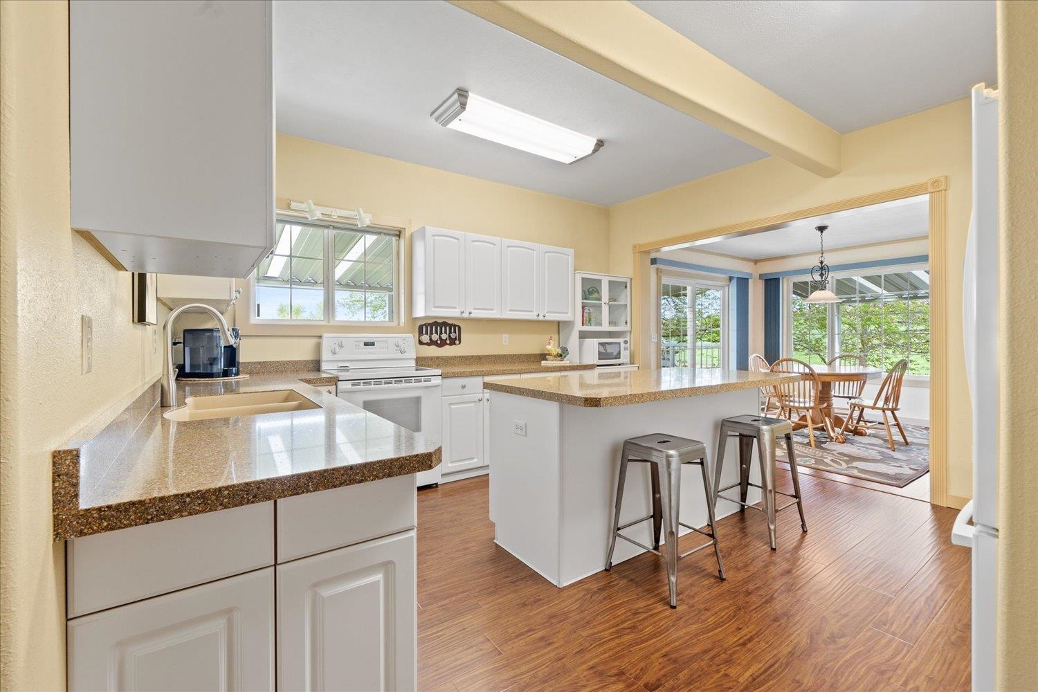8810 East Washington Road Valleyford, WA 99036 - Photo 12 of 29 Gallery Image 12