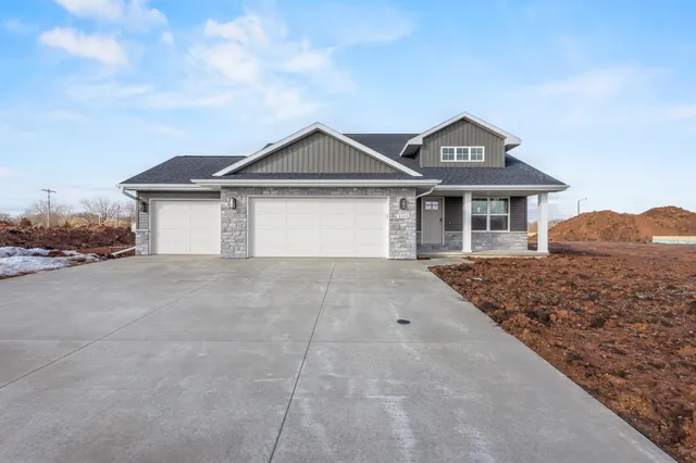 $479,900 | 3105 Toad Island Trail, De Pere, WI 54115