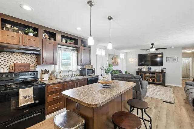 $264,900 | 243 County Road 4851, Newark, TX 76071